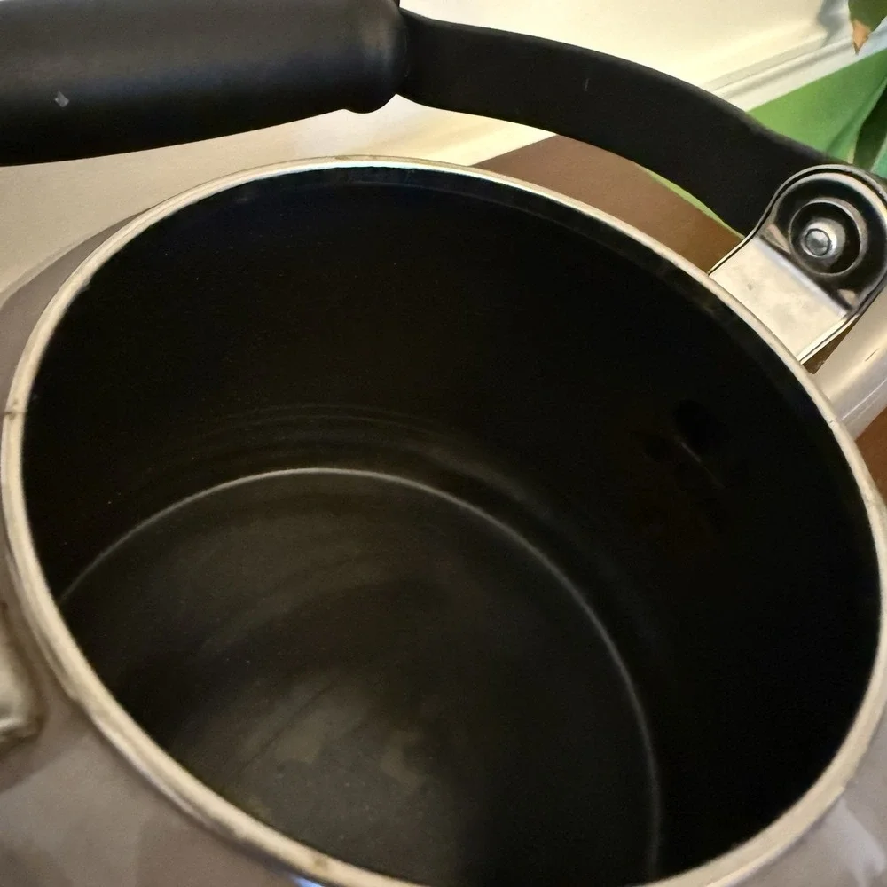 Le Creuset Demi Tea Kettle Pot 1.25 Qt Light Dark  Gray Enamel Steel - READ